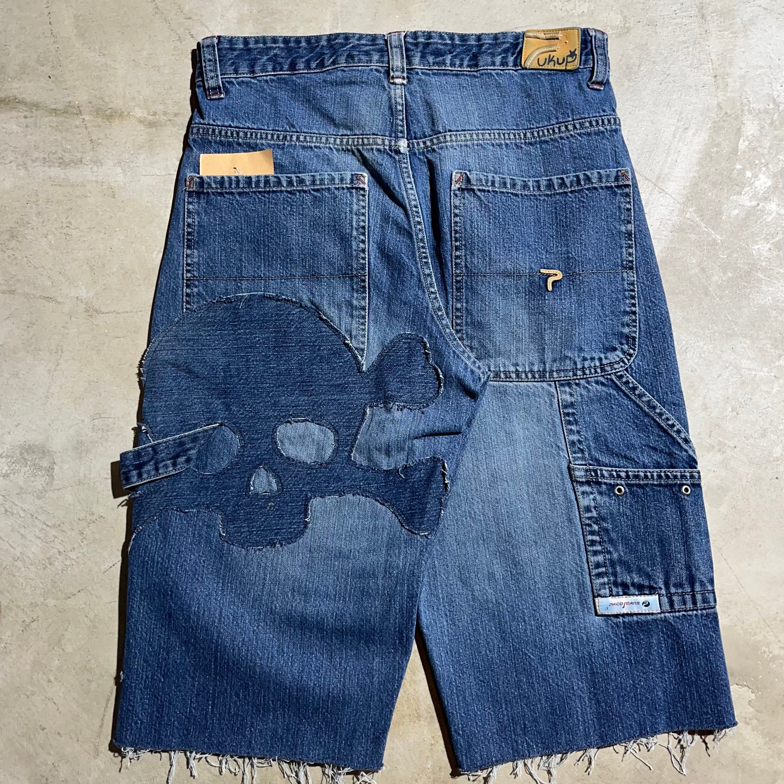 Skull Shorts 29"
