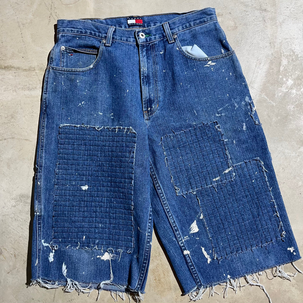 Skull Short 32"