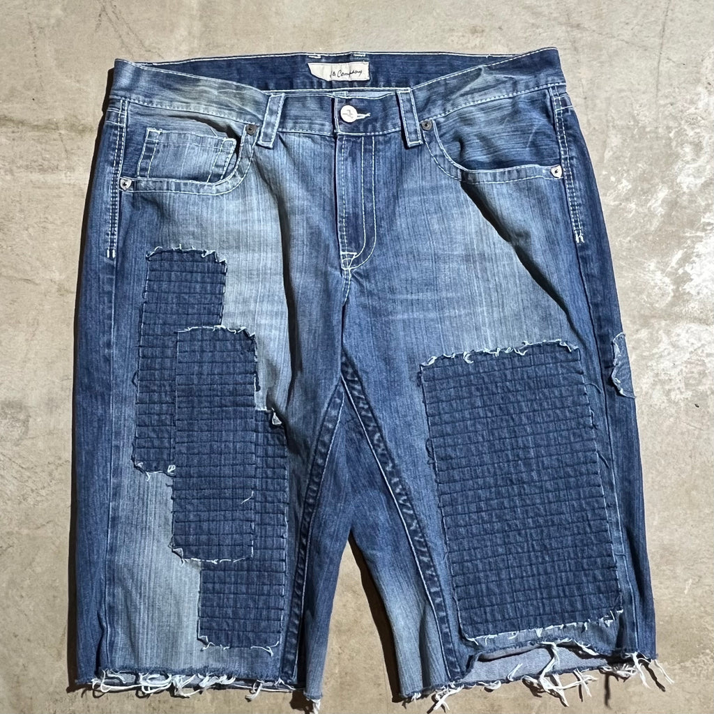 Skull Short 40"