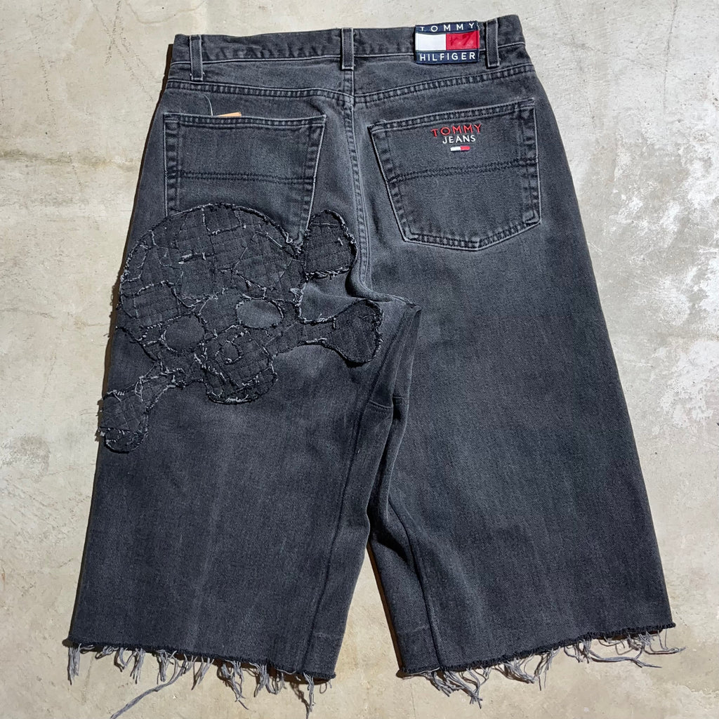 Skull Short 32"